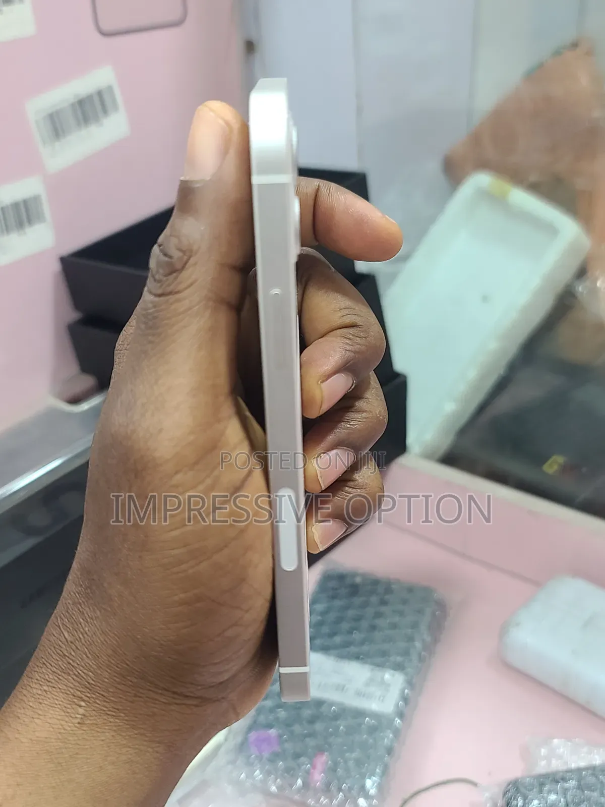 Apple iPhone 12 64 GB
