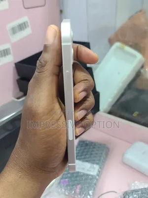 Apple iPhone 12 64 GB