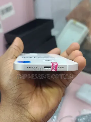 Apple iPhone 12 64 GB