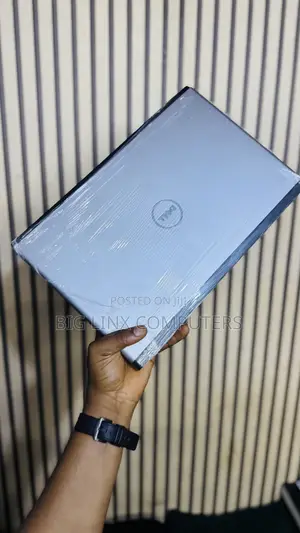 Laptop Dell Vostro 3550 6GB Intel Core i3 HDD 250GB