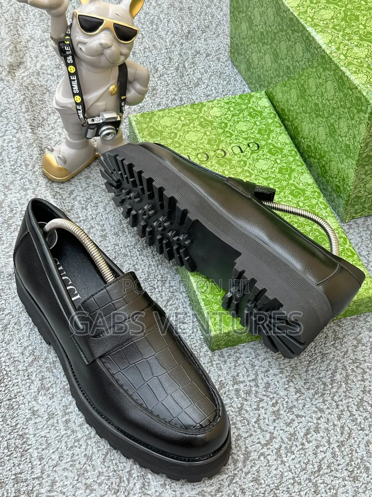 Original Gucci Shoe