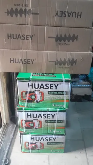 New Huasey 4-Stroke Petrol Earth Auger (With 200mm Drill Bit)