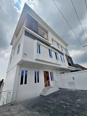 4bdrm Duplex in Opebi for sale