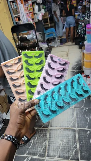 Cateyes Lashes