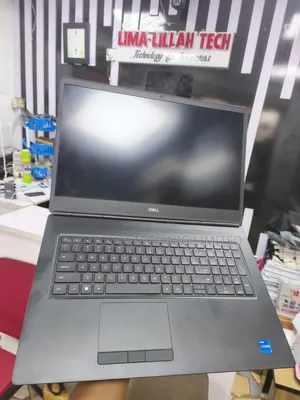 Laptop Dell Precision 7760 16GB Intel Core i7 SSD 512GB