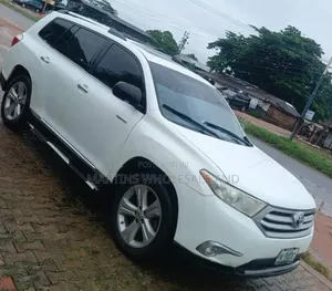 Belgium Standard Toyota Highlander 010