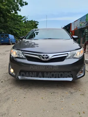 Toyota Camry 2014 Gray