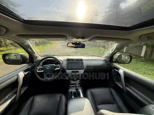 Toyota Land Cruiser Prado 4.0 V6 Dual VVT-i 2016 Black
