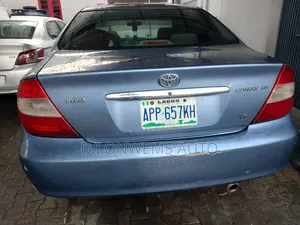 Toyota Camry 2003 Blue