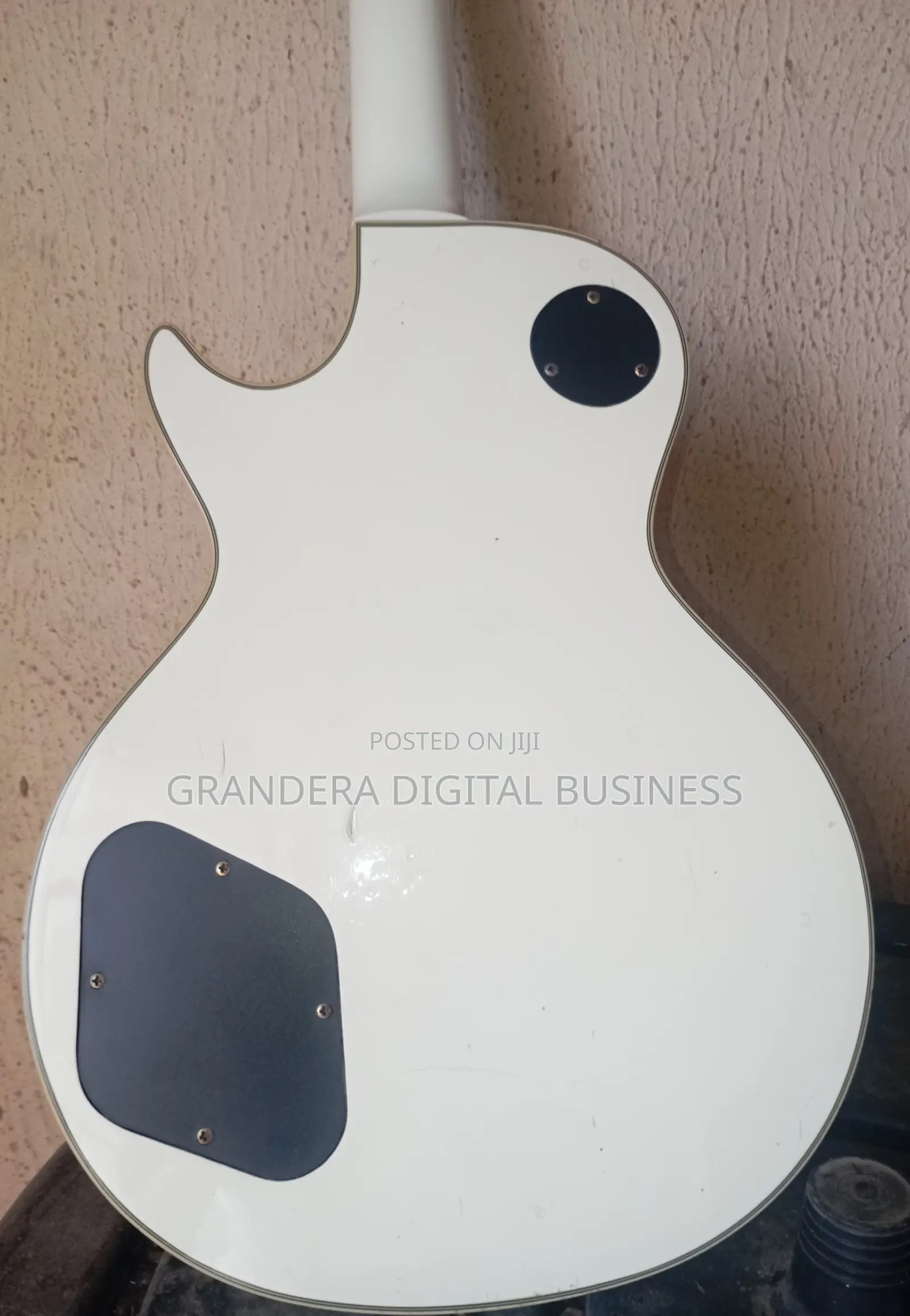 White Grassroot Electric Jazz Guitar