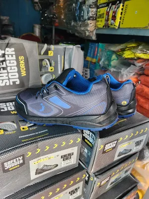 Safety Jogger_ Cador