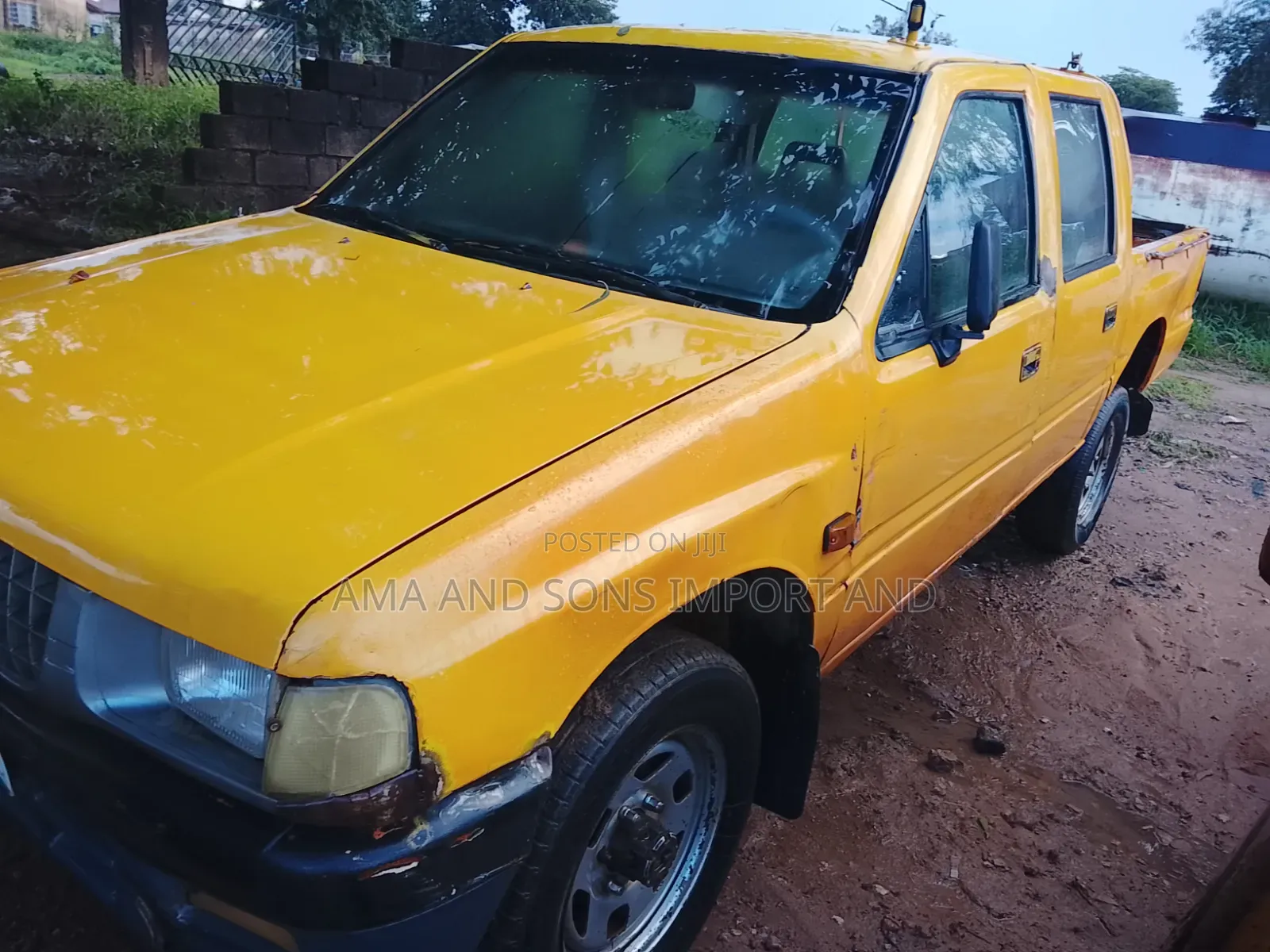 Isuzu Trooper 1997 Yellow