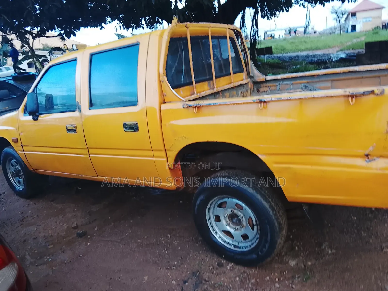 Isuzu Trooper 1997 Yellow