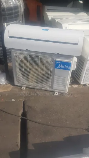 1.5hp Midea Tokunbo Air Conditioner Very Clean