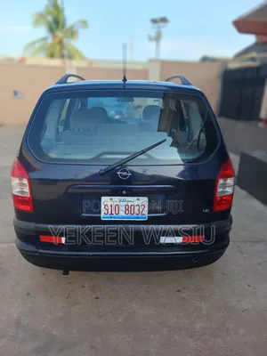Opel Zafira 2005 Blue