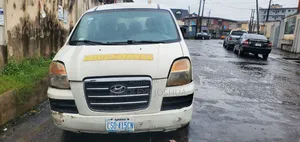 Hyundai H1 2007 White