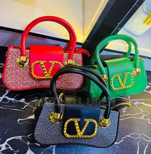 Chelly Luxury Collections