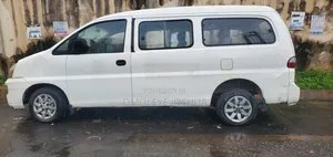 Hyundai H1 2007 White