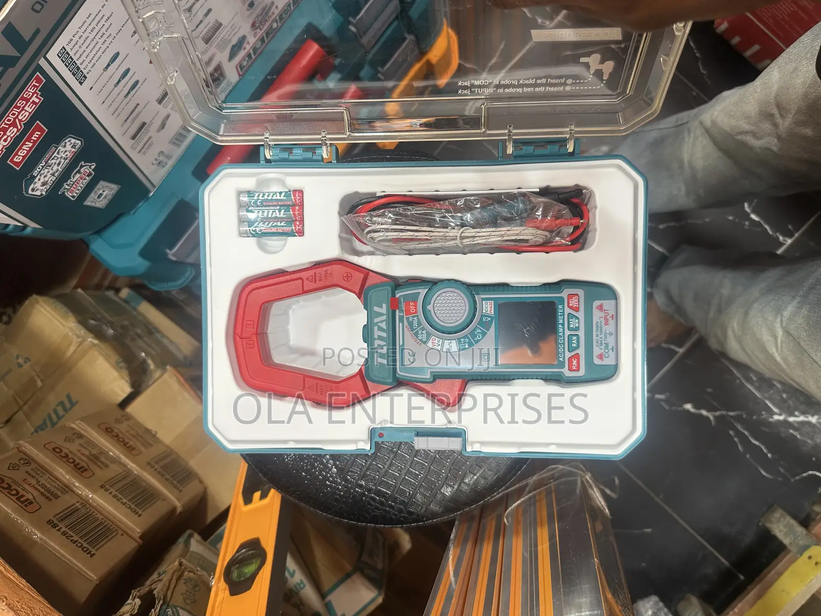 1200a Ac/Dc Clamp Meter