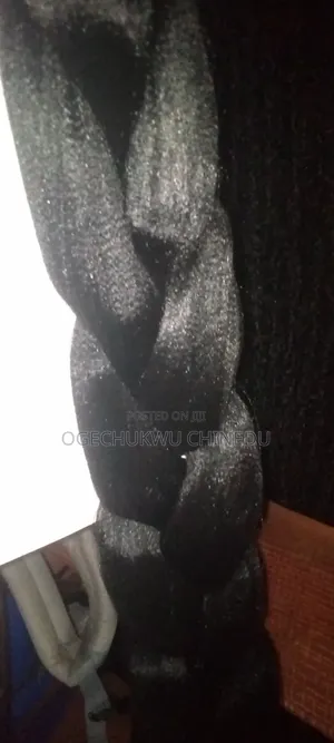 Oge Luxury Hairs