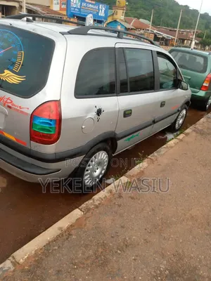 Opel Zafira 2005 Ivory