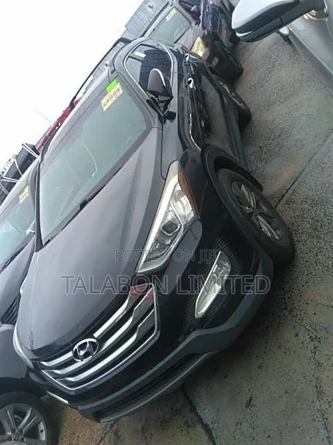 Hyundai Santa Fe SE AWD 2016 Black