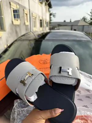 Hermes Palm