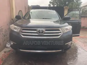 Toyota Highlander Limited 2012 Black