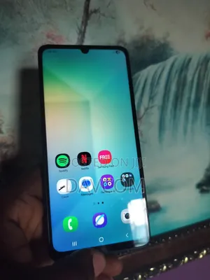 Samsung Galaxy A06 64 GB Blue