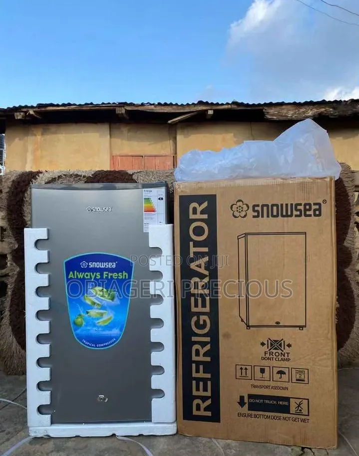 Snowsea Table Top Refrigerator
