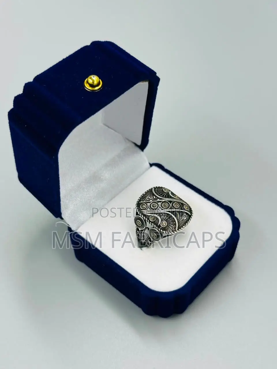 Silver Ring (Azurfa)