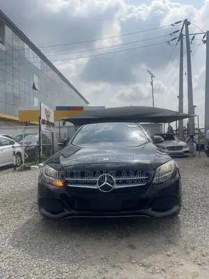 Mercedes-Benz C300 Sport 4Matic Sedan AWD (2.0L 4cyll 7A) 2016 Black