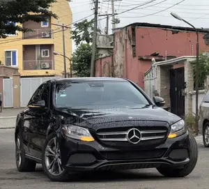 Mercedes-Benz C300 Sport 4Matic Sedan AWD (2.0L 4cyll 7A) 2016 Black