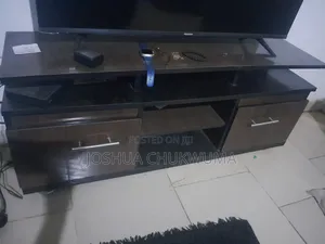 Tv Stand in Good Condition