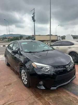 Toyota Corolla 2015 Black