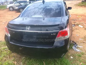 Honda Accord 2010 Black
