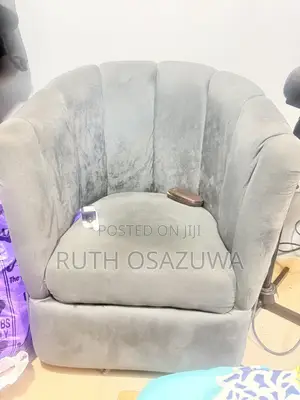 Single Sofa and Puff