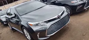 Toyota Avalon XLE 4dr Sedan (3.5L 6cyl 6A) 2014