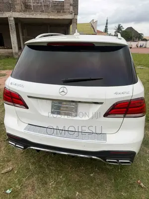 Mercedes-Benz M Class ML350 4MATIC 4dr SUV AWD (3.5L 6cyl 7A) 2014