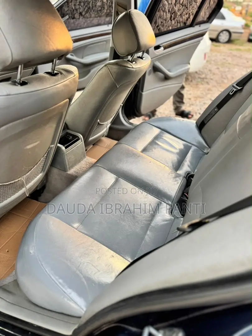 BMW 328i 2004
