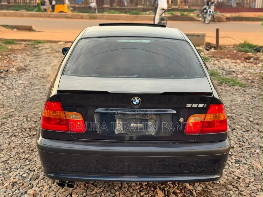 BMW 328i 2004