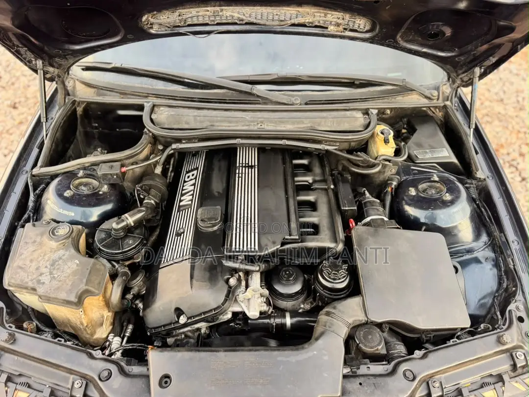 BMW 328i 2004