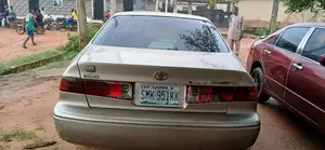 Toyota Camry Automatic 1999 Gold