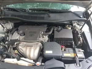 Toyota Camry 2016 Silver