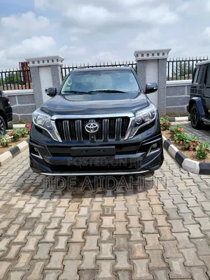 Toyota Land Cruiser Prado 2014 Black
