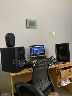 M-Audio Bx8 Studio Monitor.