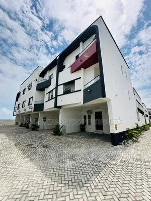 4bdrm Duplex in Ikota for rent