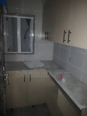 1bdrm Block of Flats in Closer To Efab for rent