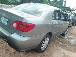 Toyota Corolla 2004 Gray