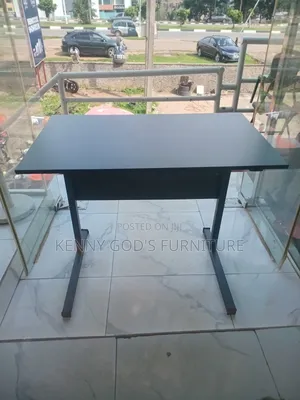 Students Sturdy Table